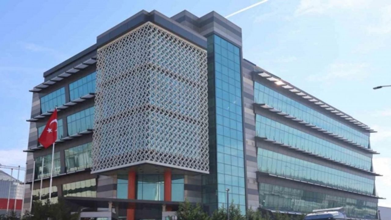 İzmir’deki 2,5 milyarlık vurgunda holding sahibi de kayıplara karıştı