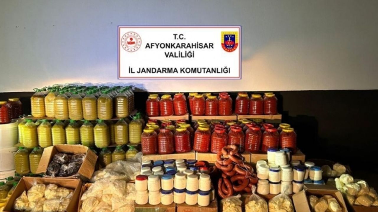 Jandarmadan sahte zeytin yağı ve kaçak gıda maddesi operasyonu