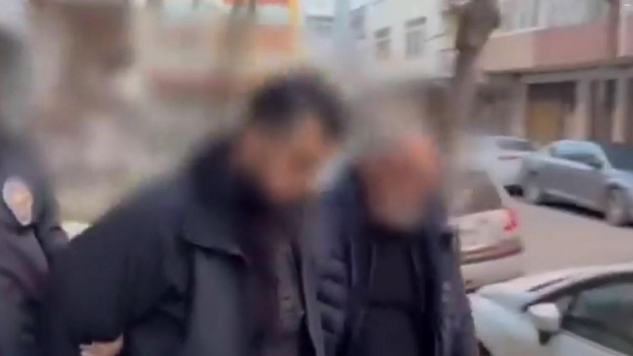 Kayseri merkezli 10 ilde "SİBERGÖZ-22" operasyonu: 15 gözaltı