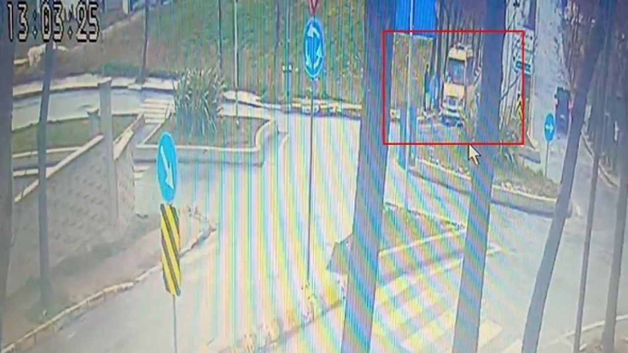 Kilise saldırganları aracı Beylikdüzü’nde bırakıp dolmuşa binmiş: O anlar kamerada