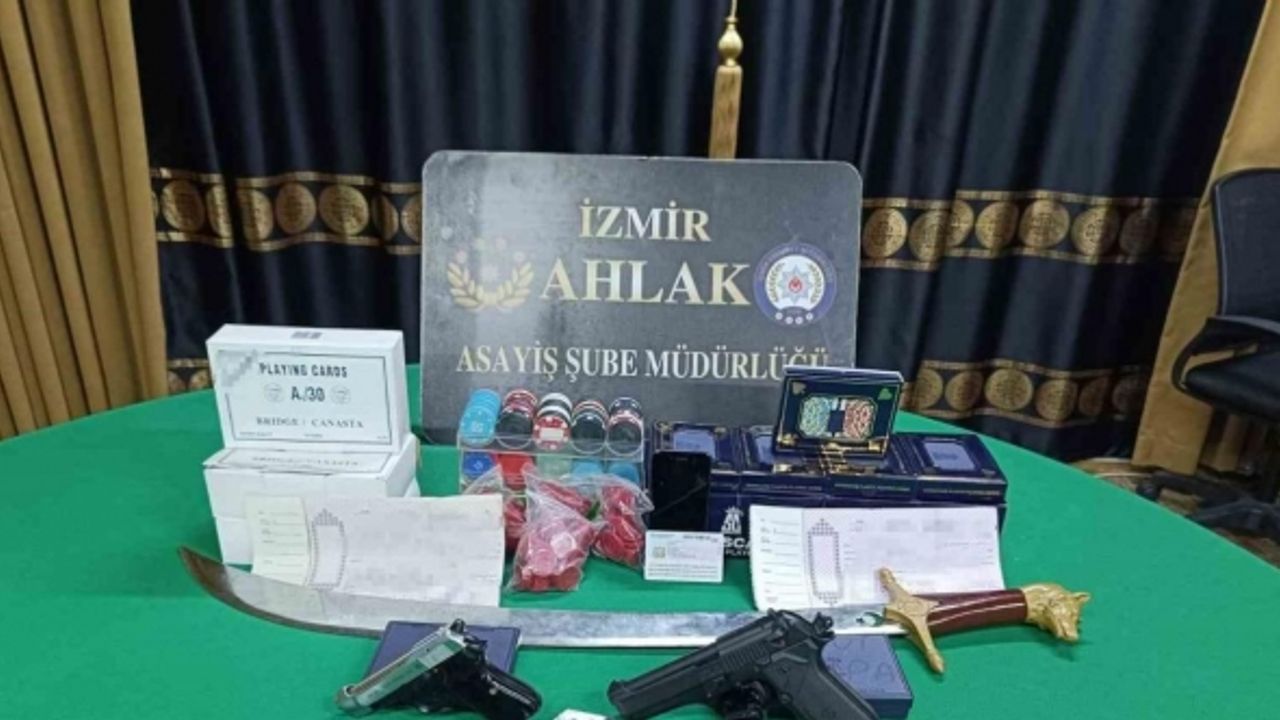 Kumar oynatılan iş yerinden çıkanlar polisi bile şaşırttı