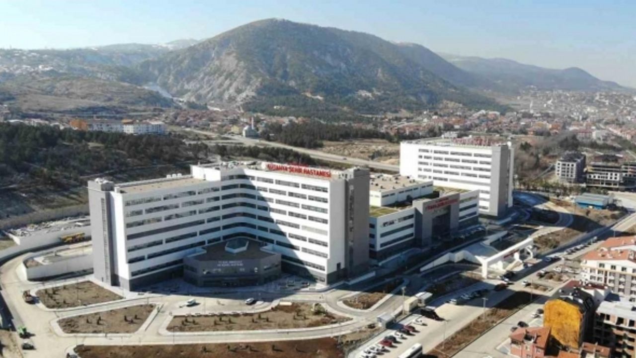 Kütahya Şehir Hastanesinin yapımı tamamlandı, kontrol ve devreye alma çalışmaları devam ediyor