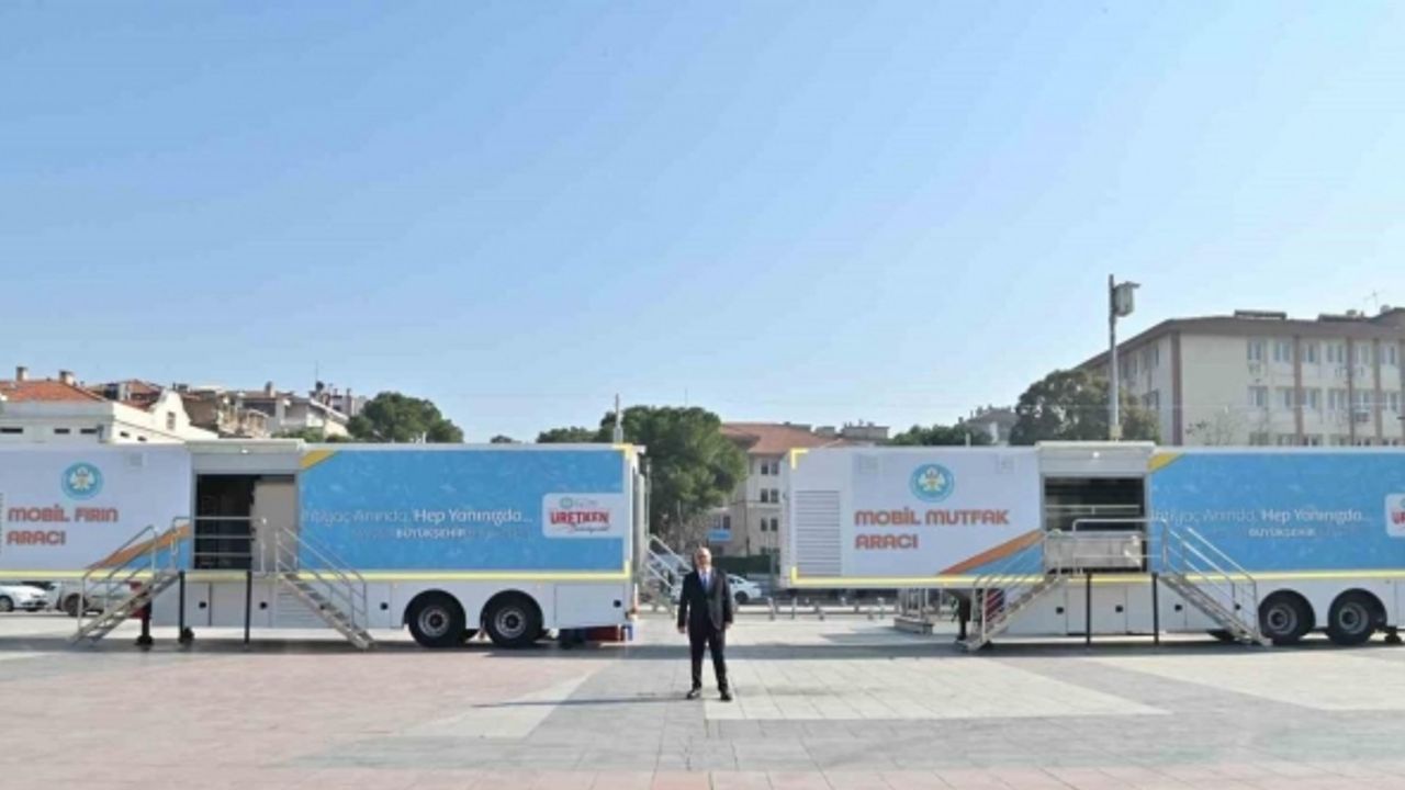 Manisa’da mobil mutfak, fırın ve ikram aracı hizmete girdi