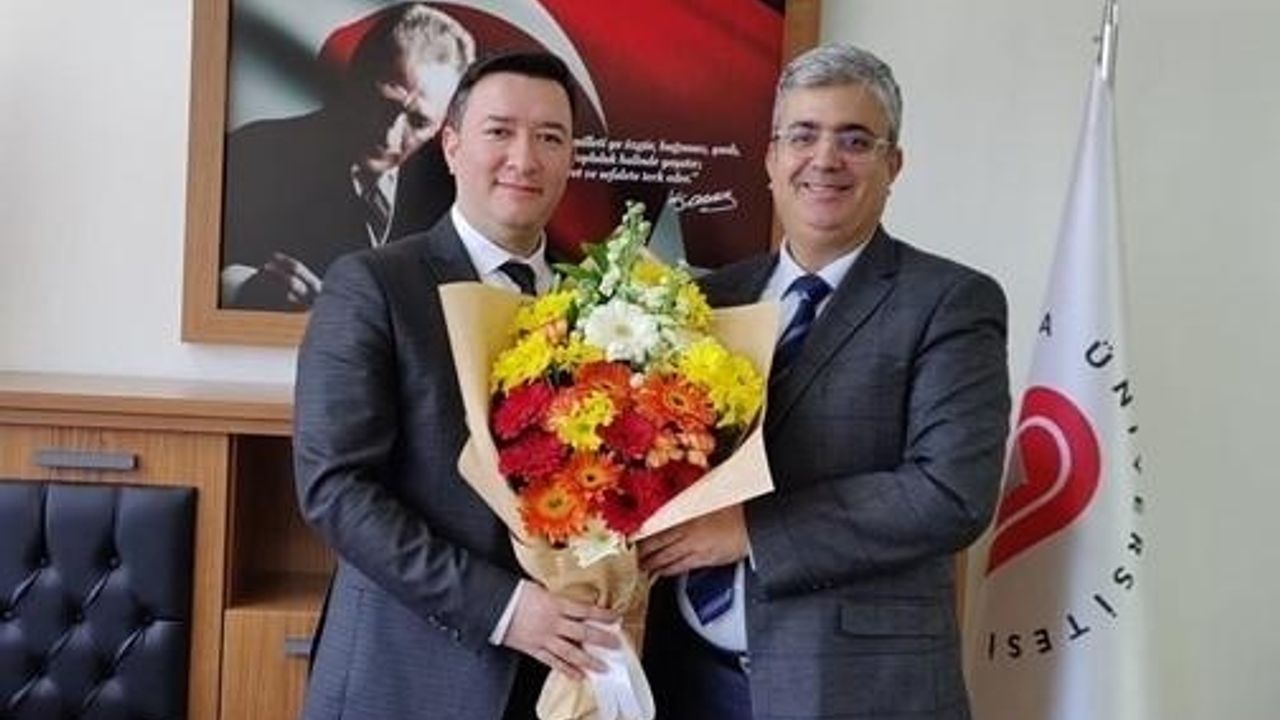 Merzifon MYO’da müdürlüğe Dr. Öğr. Üyesi Onur Çapkulaç atandı