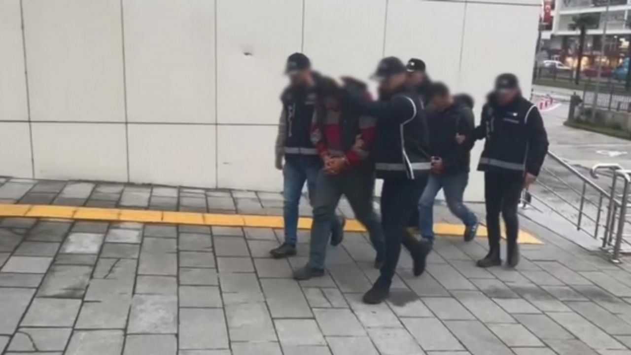 Ordu’da otomobilde 6 adet ruhsatsız tabanca ele geçirildi: 1 tutuklama