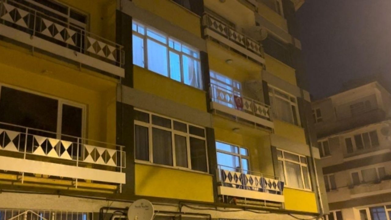 Oyun oynarken 3. kattan düşen 11 yaşındaki kız hayatını kaybetti