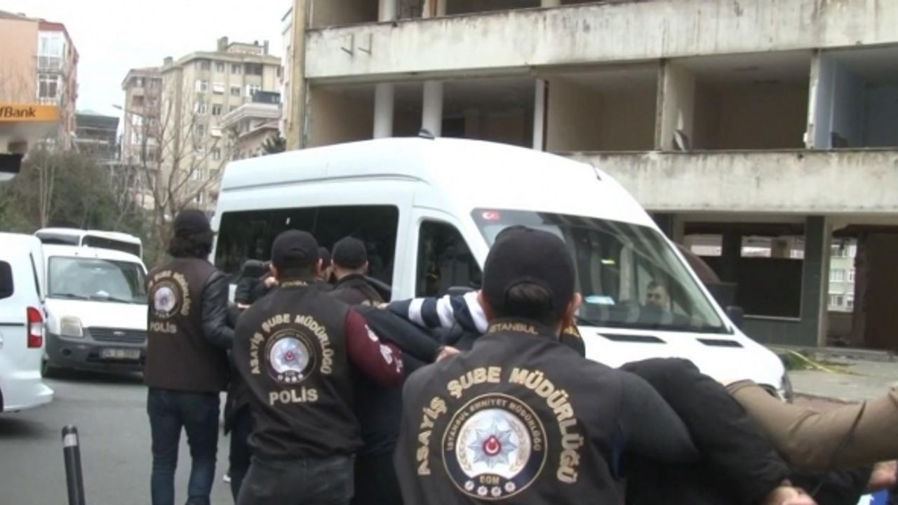 Sabri Çelebi’nin ölümüyle ilgili gözaltına alınan 8 şüpheli adliyeye sevk edildi