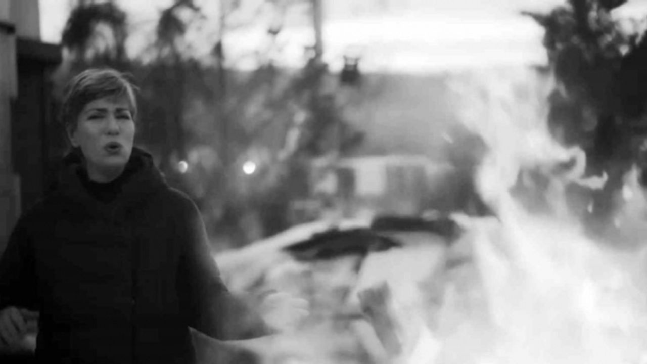 Şarkıcı Deniz Arcak’tan depremin yıl dönümüne özel şarkı “Sesimi Duyan Var mı?”