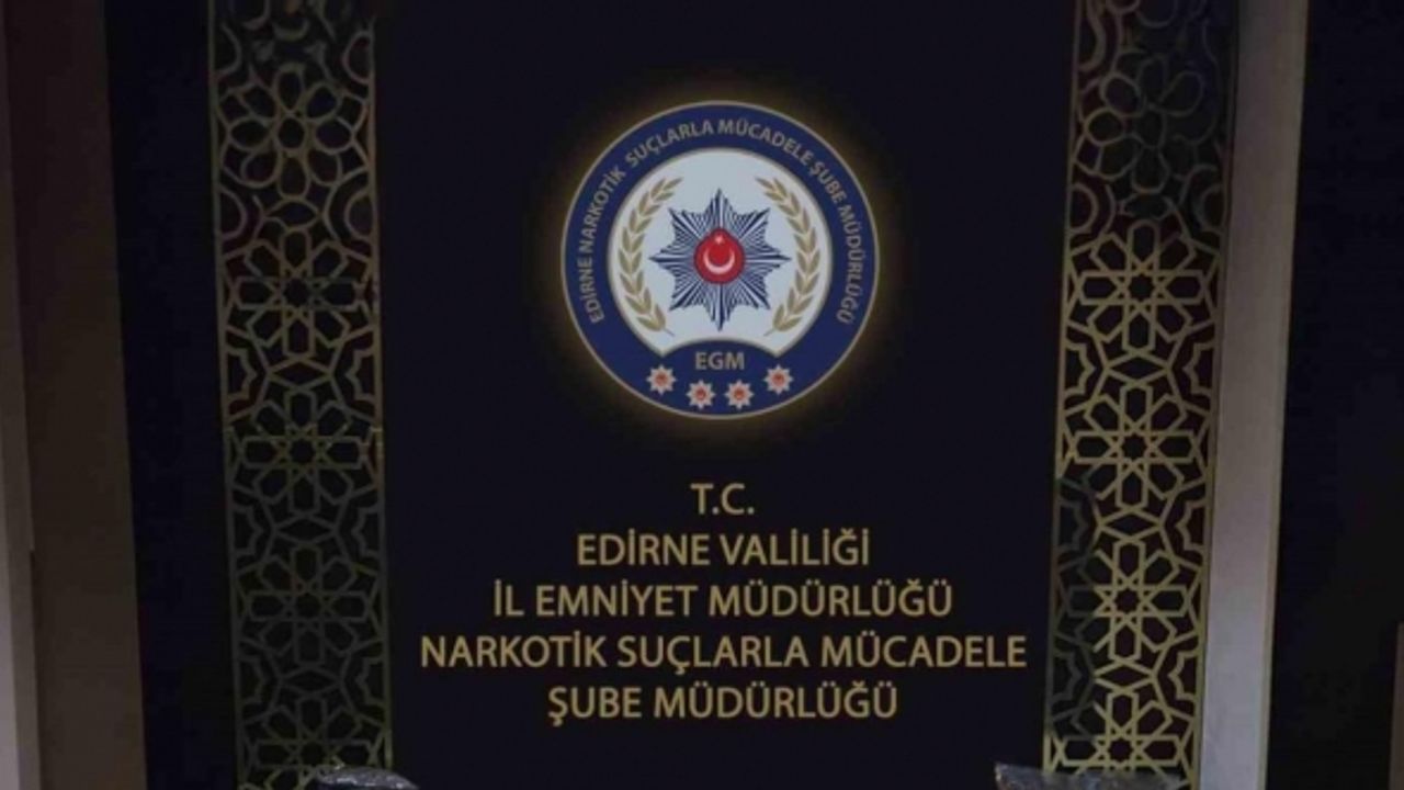 Tırın yakıt deposunda 20 kilo uyuşturucu ele geçirildi