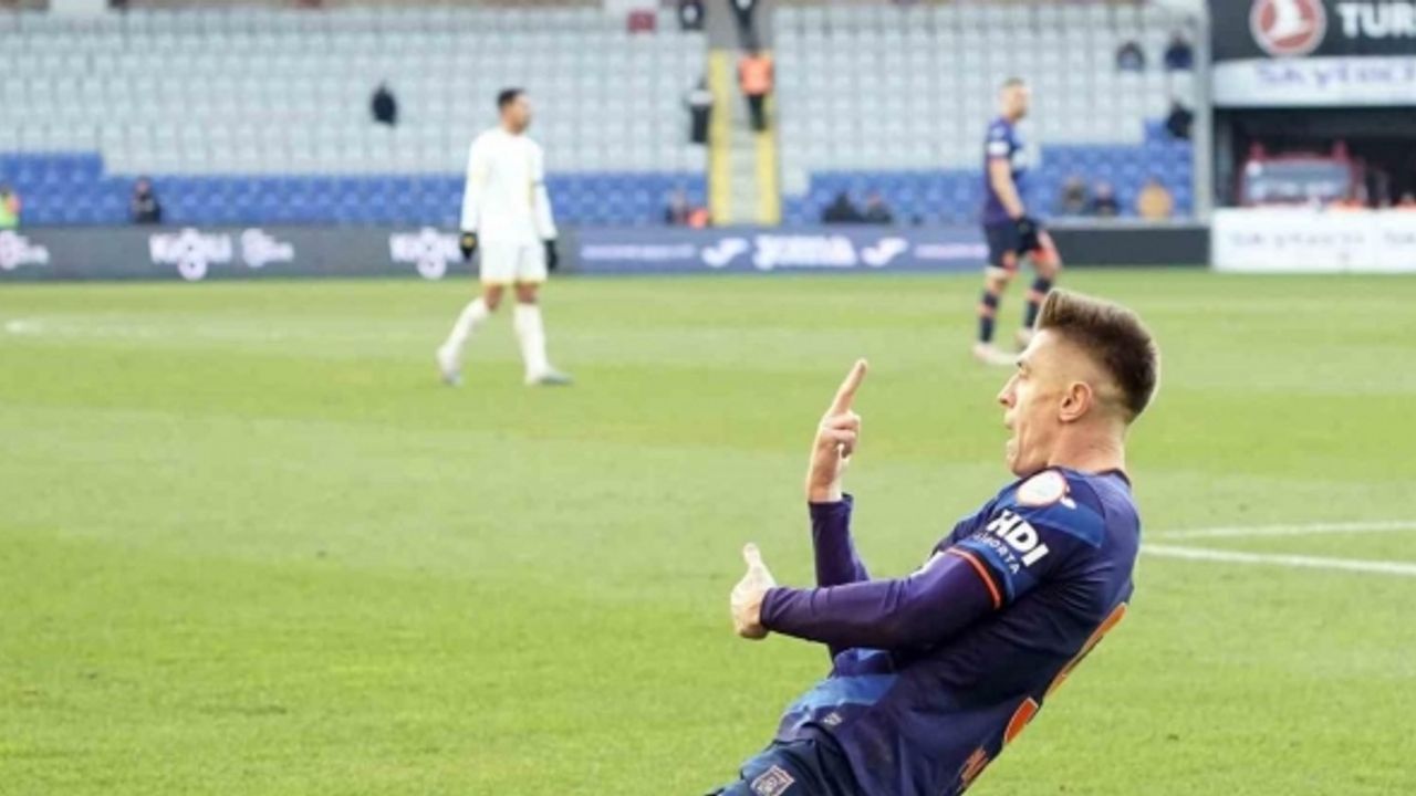 Trendyol Süper Lig: Başakşehir: 2 - İstanbulspor: 0 (Maç sonucu)