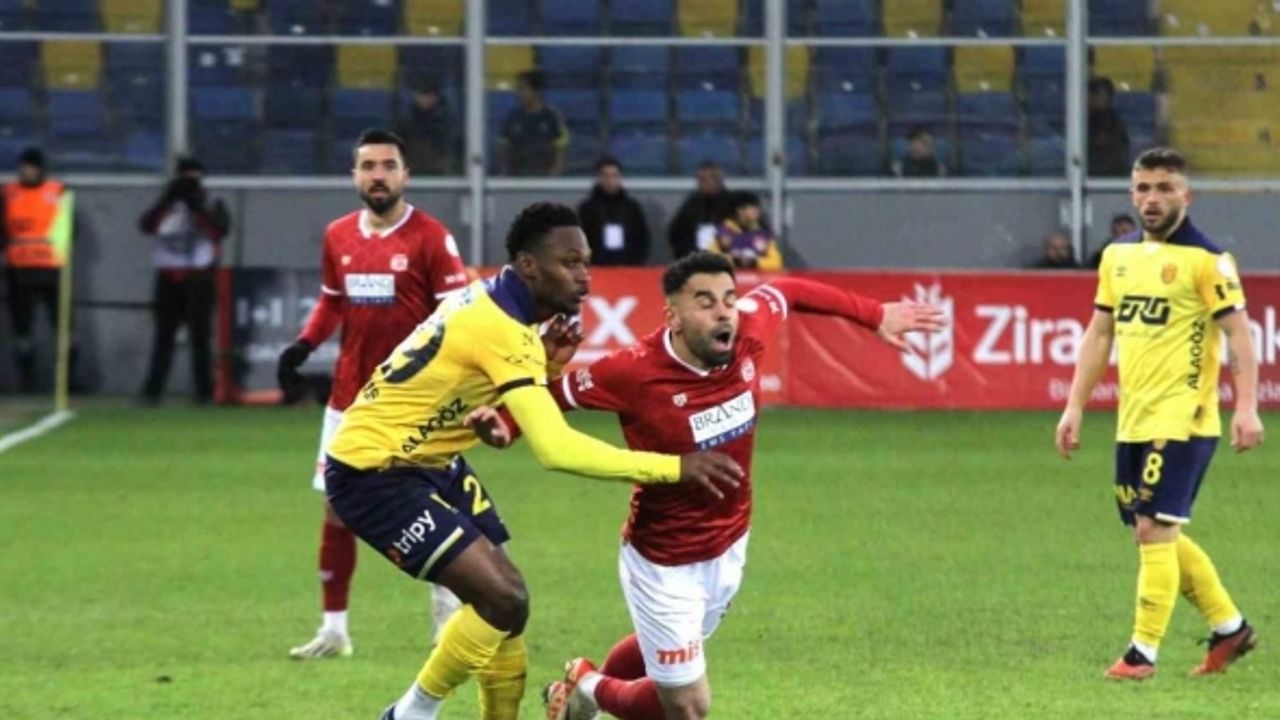 Trendyol Süper Lig: MKE Ankaragücü: 0 - Sivasspor: 0 (Maç sonucu)