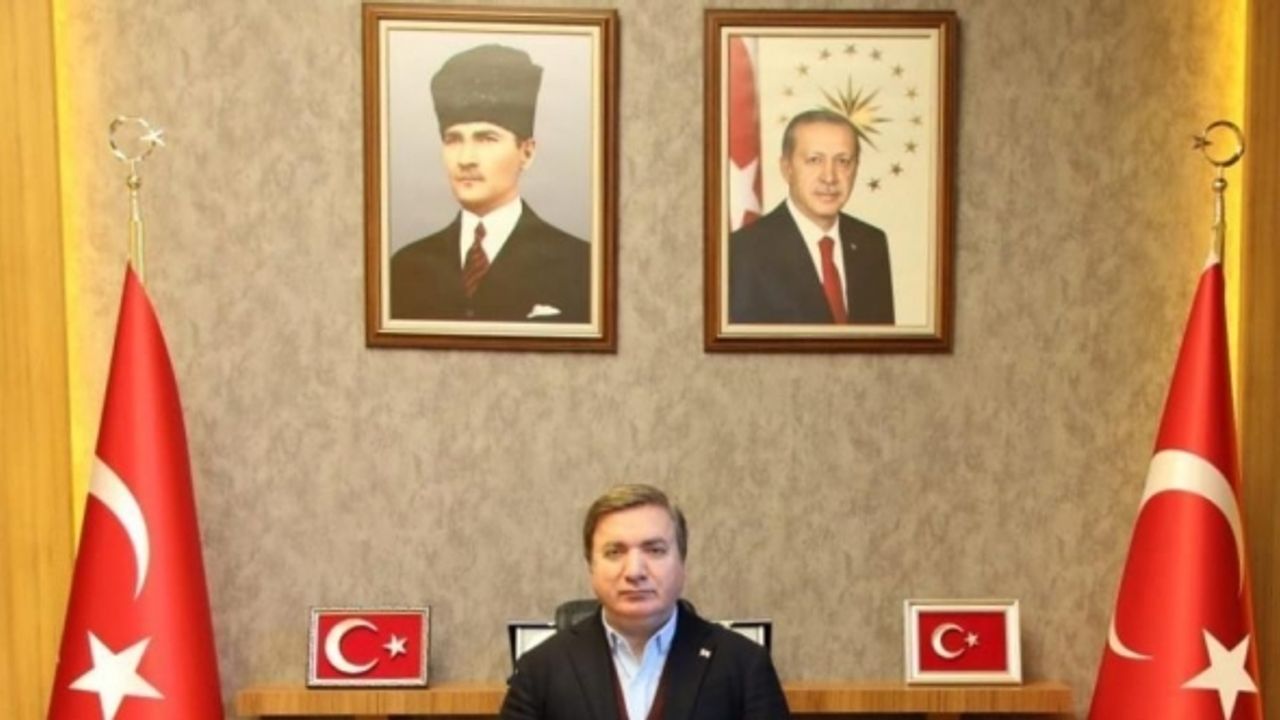 Vali Aydoğdu: “Bu mübarek gecede, gönül gözümüzle Hakk’ın nurunu müşahede etmeye, kalplerimizi Marifetullah ile doldurmaya gayret gösterelim”