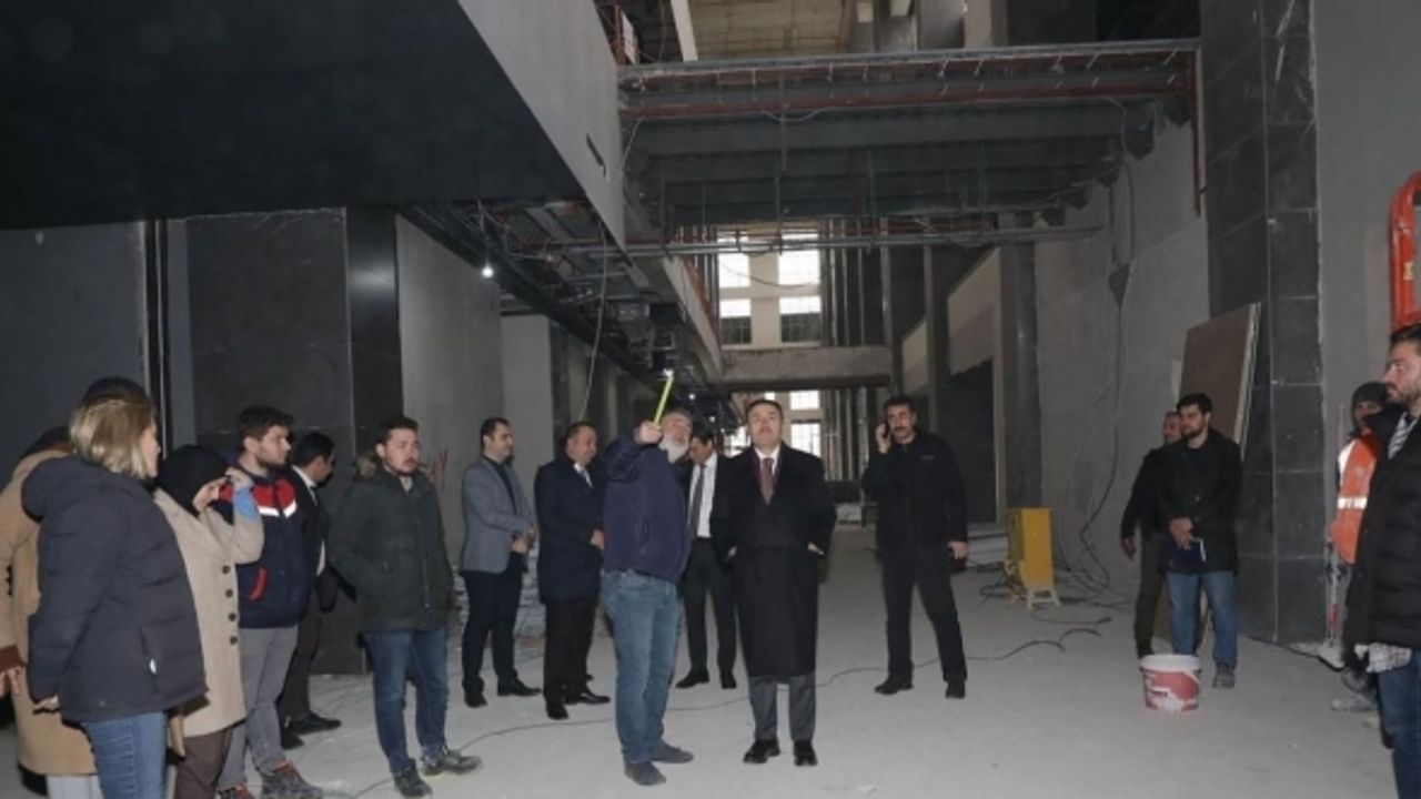 Vali Işın Arkeoloji ve Maden Müzesi inşaatını ziyaret etti