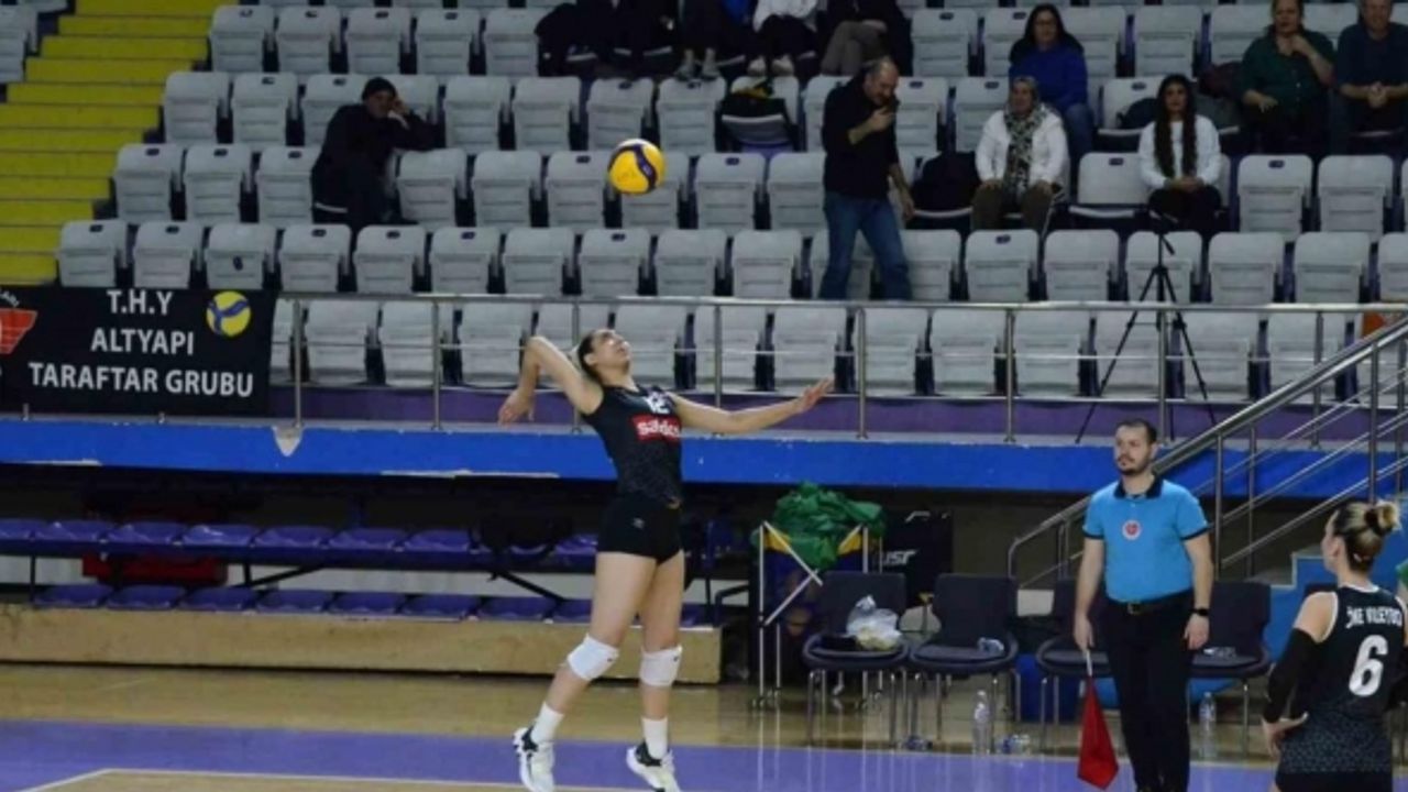 Voleybol yükselme müsabakaları kıran kırana geçen maçlarla sona erdi