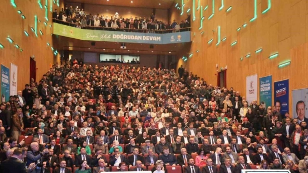 Zeytinburnu Belediye Başkanı Arısoy, ‘31 Mart Seçim Beyannamesi Toplantısı’nda yeni dönem vaatlerini açıkladı