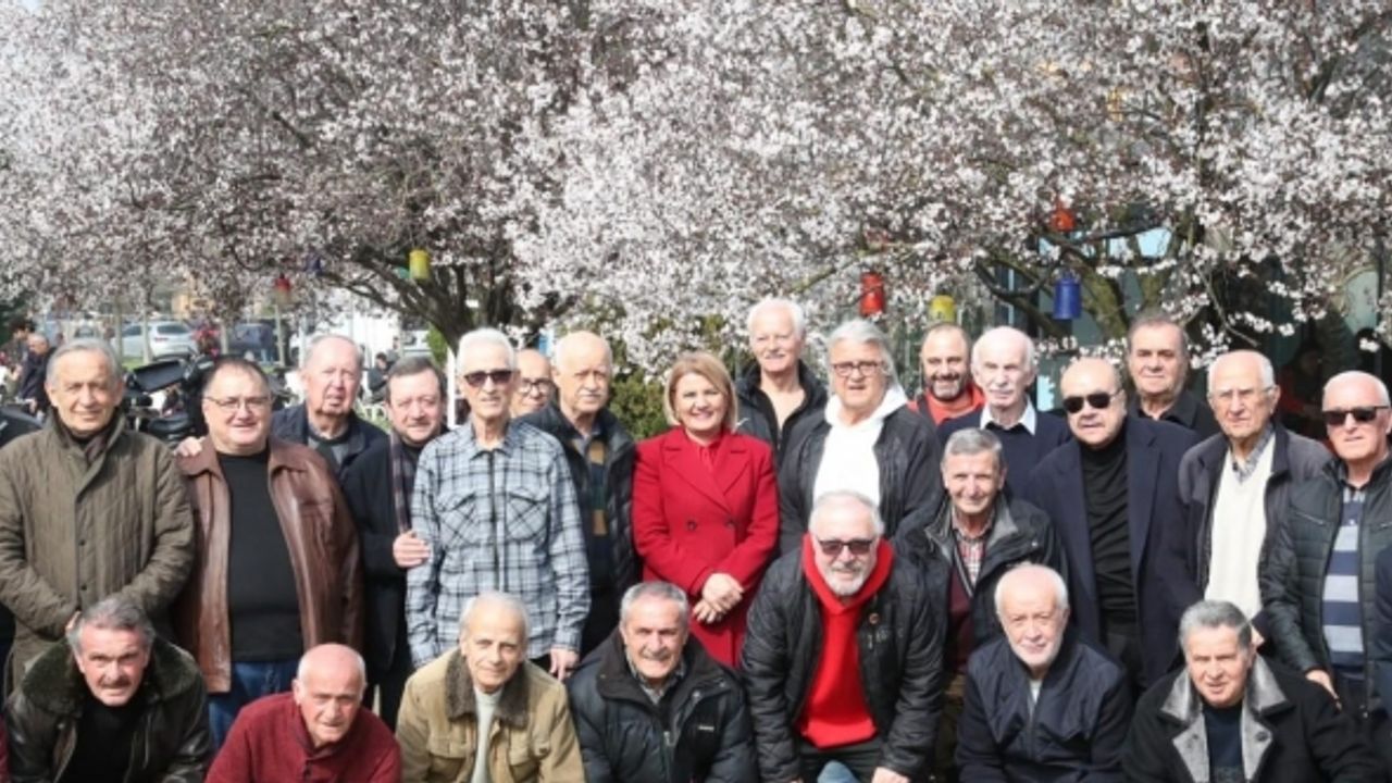 68 Kuşağı Genç Karma Futbolcuları yıllar sonra bir araya geldi