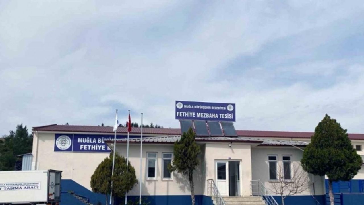 Büyükşehir Belediyesi’ne devredilen Fethiye mezbaha tesisi kalite belgesini aldı