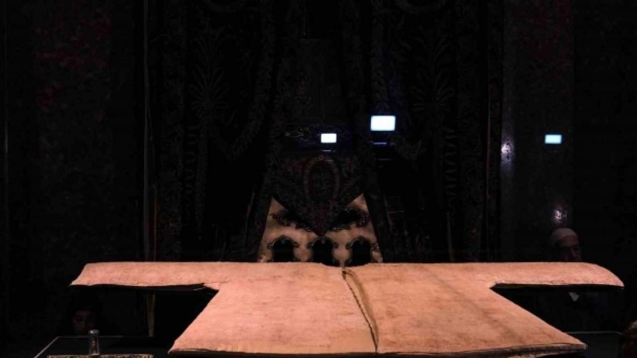 Hırka-i Şerif Cuma günü ziyarete açılıyor