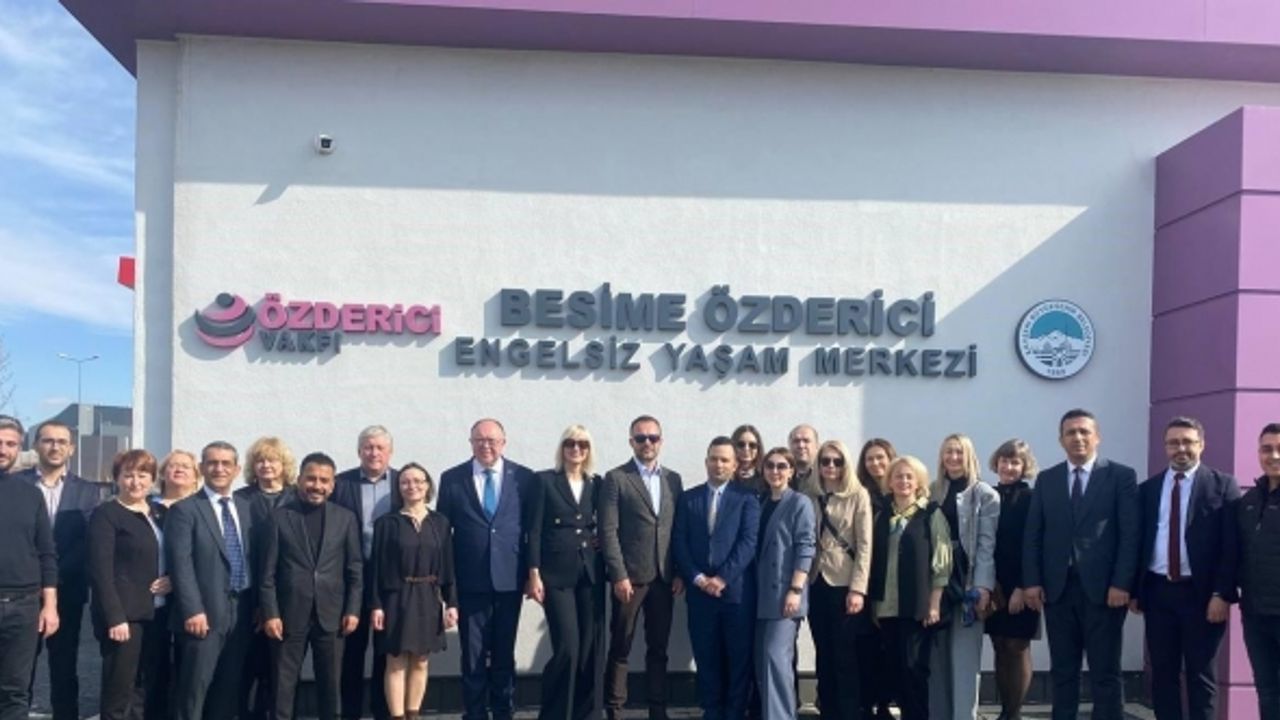 Litvanyalı heyet, Engelsiz Yaşam Merkezi’nden çok etkilendi