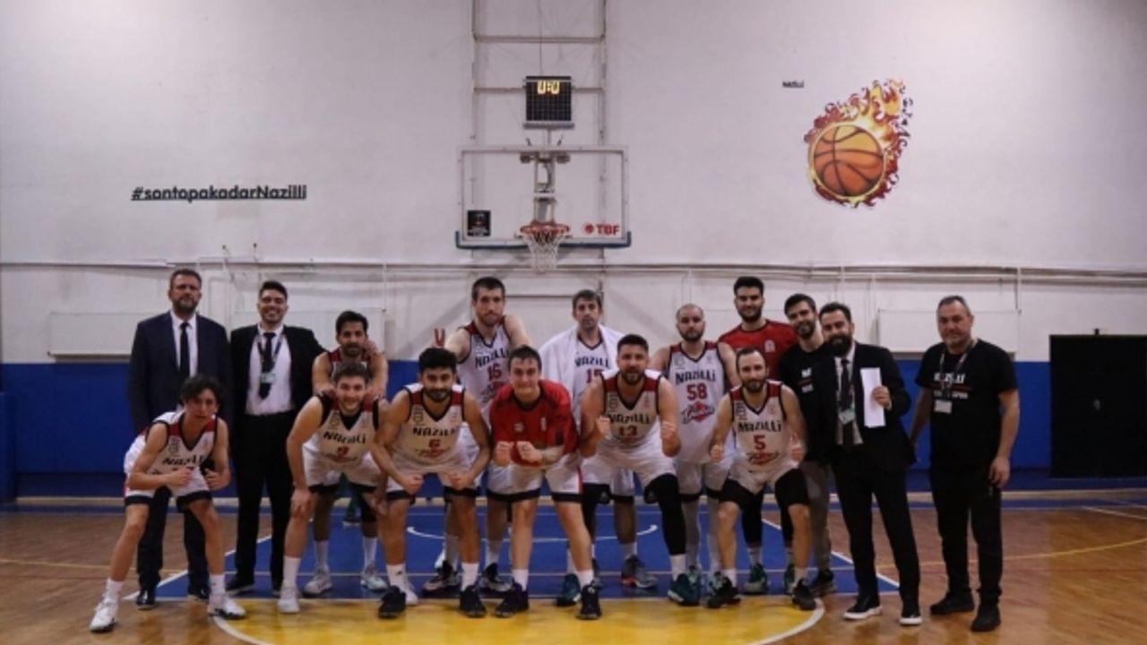 Nazilli Belediyespor Basketbol Takımı grubunu lider tamamladı.
