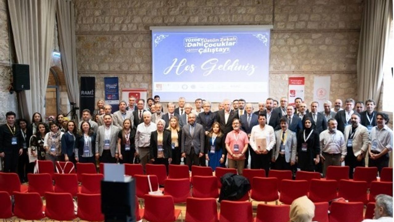 TÜZDEV’den ‘Üstün Zekâlı ve Dâhi Çocuklar Eğitimi Çalıştayı’