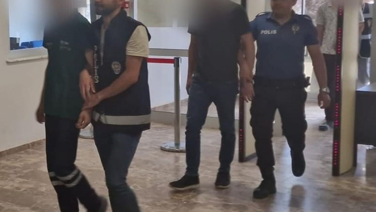 İnşaattan kablo çaldılar, polisten kaçamadılar