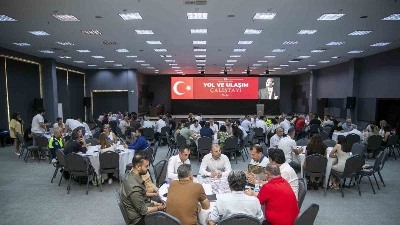 Mersin’de ’Yol Yapım ve Ulaşım Çalıştayı’ gerçekleştirildi