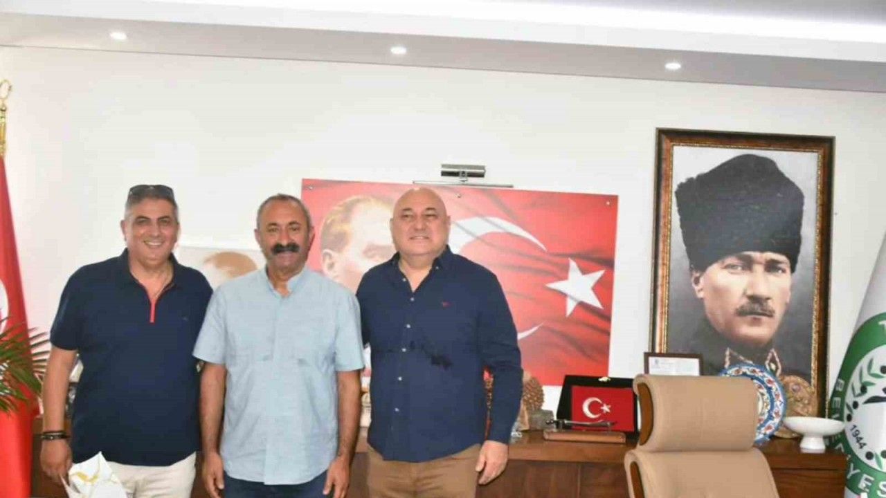 Komünist Başkan Yatağan Belediye Başkanı Günay’ı ziyaret etti