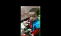 Diriliş Ertuğrul izleyen küçük bebek