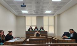 Hukuk öğrencilerinden uygulamalı ders