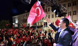 Başkan Çavuşoğlu vatandaşların coşkusuna ortak oldu