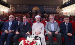 Diyanet İşleri Bakanı Erbaş: "İslam, dünyayı iyileştirmek için gönderilen bir ilaçtır"