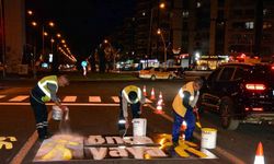 Diyarbakır’da yol çizgi yenileme çalışmaları sürüyor