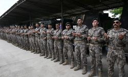 Suriye’de görev yapacak özel harekat polisleri dualarla uğurlandı