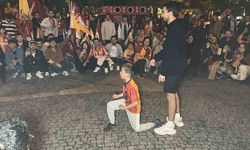 Uşak’ta Galatasaray taraftarları şampiyonluğu kutladı
