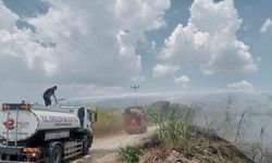 Efeler Belediyesi ekiplerinden yangın söndürme çalışmalarına destek
