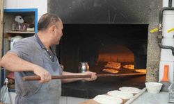 Kilis’in 40 derecelik sıcağında fırınların zorlu ekmek mesaisi
