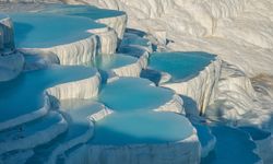 Antalya ve Pamukkale: Türkiye’nin İki Cazibe Merkezi