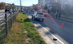 Samsun-Sinop Yolunda Feci Kaza: Motosikletteki İki Kişi Ağır Yaralı