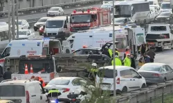 İstanbul'da Okul Servisi Devrildi! Çok Sayıda Yaralı Var