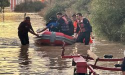 Antalya Sele Teslim! 236 Kişi Mahsur Kaldı: AFAD Ekipleri Sahaya İndi!