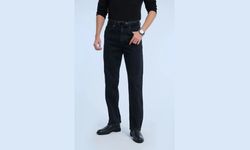 Siyah Jean Erkek Kombinlerinde Modanın İncelikleri Manovam’da
