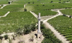 Sarıgöl Ovasında Yalnız Bir Tanık: Kırık Minare Zamana Meydan Okuyor