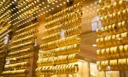 Yeni Yıla Altın Damgası: 1 Ocak’ta Fiyatlar Yönünü Yukarı Çevirdi