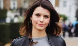 Beren Saat’ten Müzik Dünyasına Sert Çıkış: “CapitaliZoo” ile Kapitalizm Eleştirisi