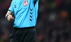 Süper Lig’de 27. Haftanın Hakemleri Açıklandı: Kritik Maçlarda Düdük Çalacak İsimler Belli Oldu