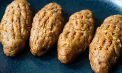 Bayrama Tam Ölçülü Kalburabastı Tarifi: Kıyır Kıyır ve Leziz