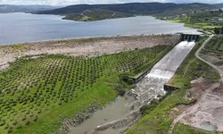 25 Yıl Sonra Taştı: Yarseli Barajı’nda Tarihi Doluluk ve Su Tahliyesi