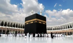 Kutsal Topraklarda Bayram Coşkusu: Milyonlarca Hacı Kabe’de Saf Tuttu