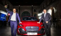 Zirvenin Yeni Sahibi Clio: Türkiye’nin En Prestijli Otomobil Ödülü Renault’ya Gitti